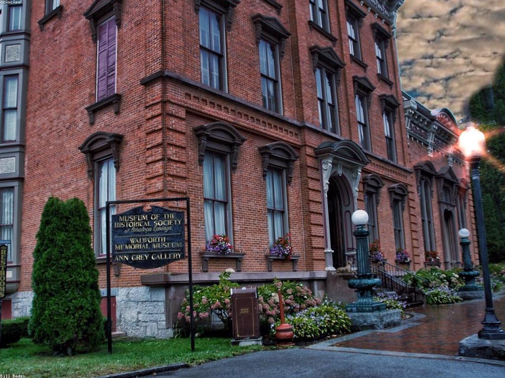 ការយល់ដឹងអំពីការពិនិត្យល្បែងក្នុងសង្គមមួយ