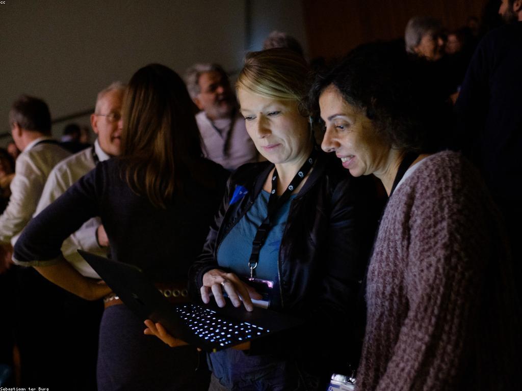 ឱកាសស៊ីសង: ការស្វែងរកនិងអភិវឌ្ឍន៍ឱកាសថ្មីៗ